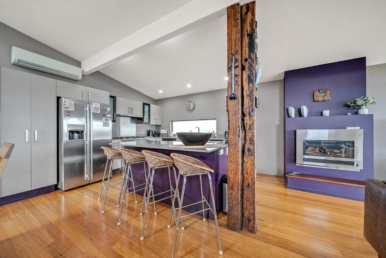Ned Kelly'S Retreat - Stunning 3Br Townhouse L Lake Views L Wifi L Bbq 진다바인 외부 사진