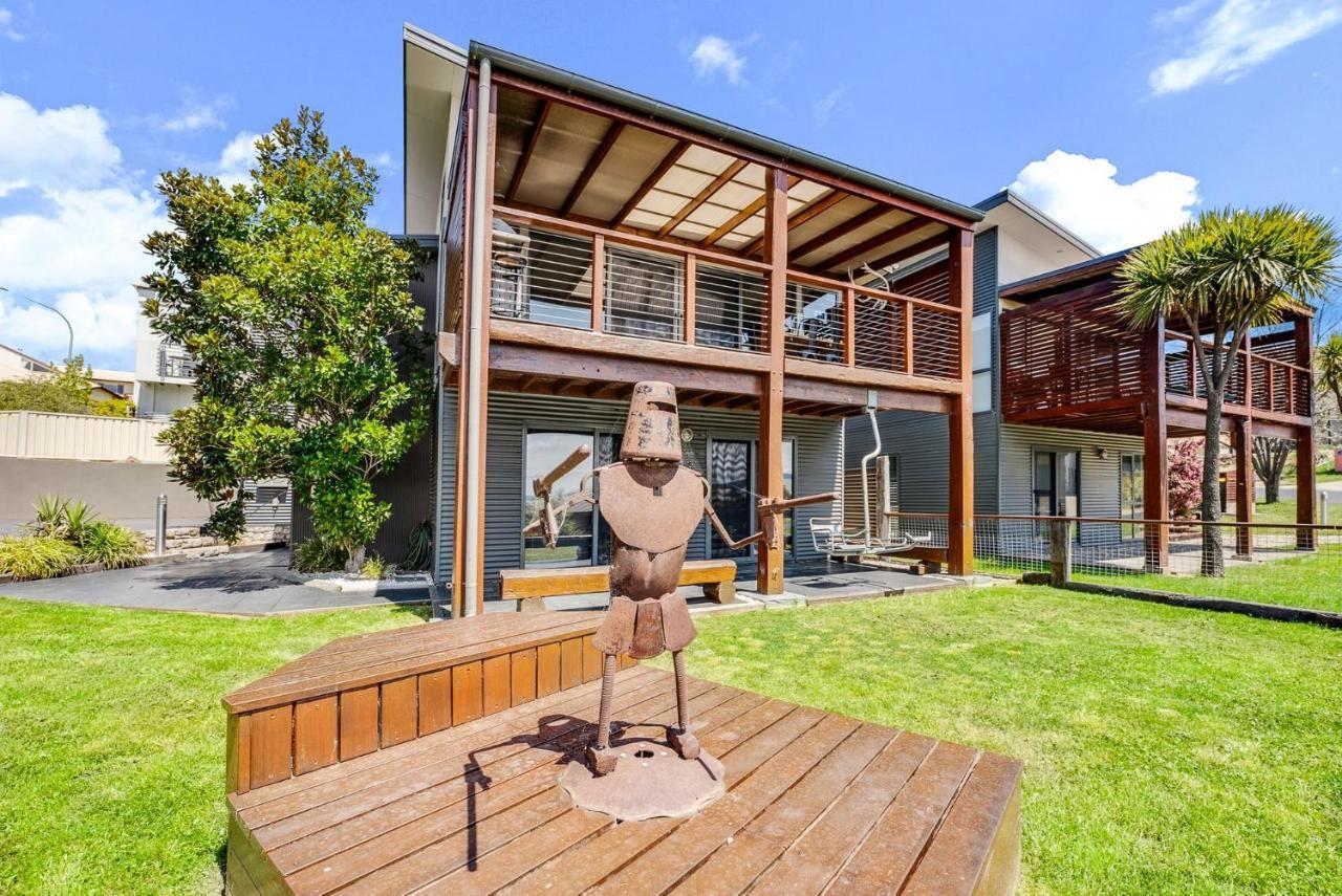 Ned Kelly'S Retreat - Stunning 3Br Townhouse L Lake Views L Wifi L Bbq 진다바인 외부 사진